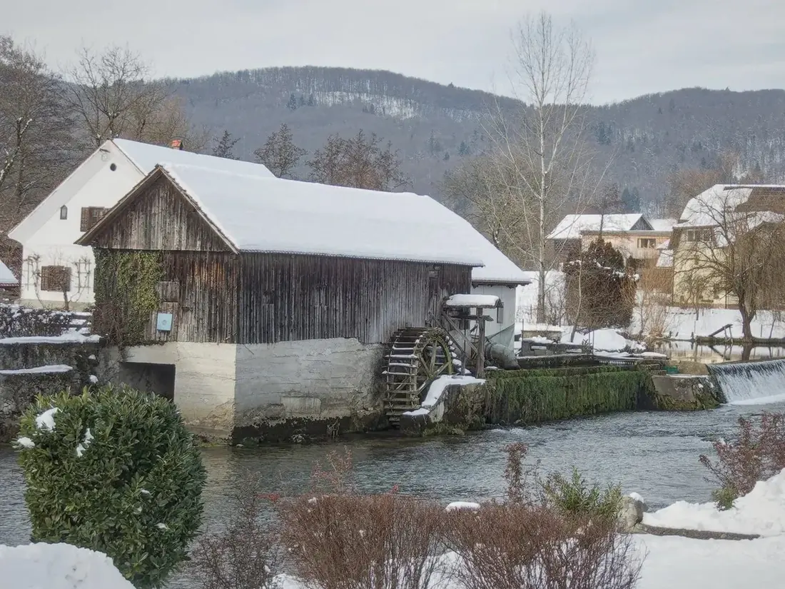 Krka, Javornik's water mill 02 - Krka waterfalls tours Croatia photo